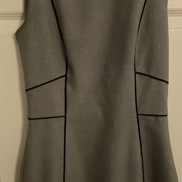 Grey Lined H&M Dress - Picture 3 of 5